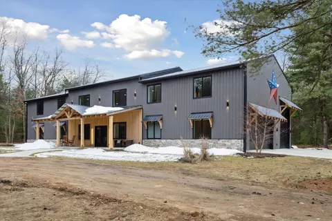 Exterior - 9330 E 56th St, Newaygo, MI 49337 photo 4 of 20