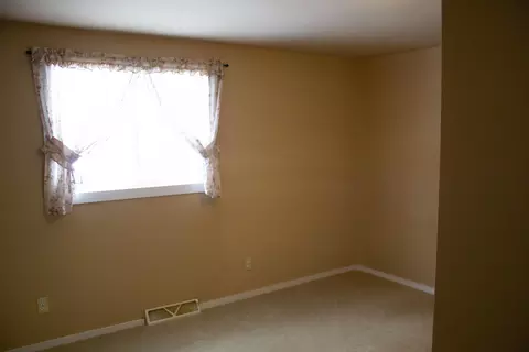 511 S Cherry St, Evart, MI 49631 photo 11
