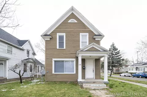 1130 Eastern Ave SE, Grand Rapids, MI 49507