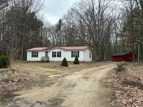 415 Behler Rd, Ravenna, MI 49451