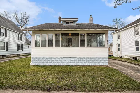 1320 Oak St, Niles, MI 49120