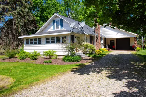1166 Trayer Rd, Bronson, MI 49028