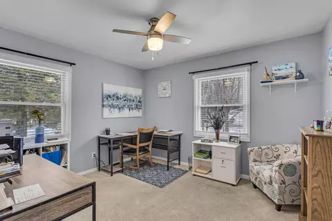 Bedroom - 2890 Noon Rd, Jackson, MI 49201 photo 7 of 10