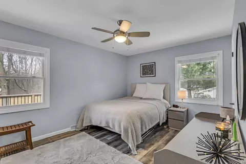Bedroom - 2890 Noon Rd, Jackson, MI 49201 photo 4 of 10