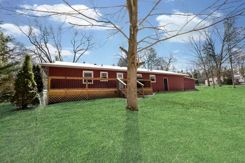 Exterior - 2890 Noon Rd, Jackson, MI 49201 photo 6 of 7