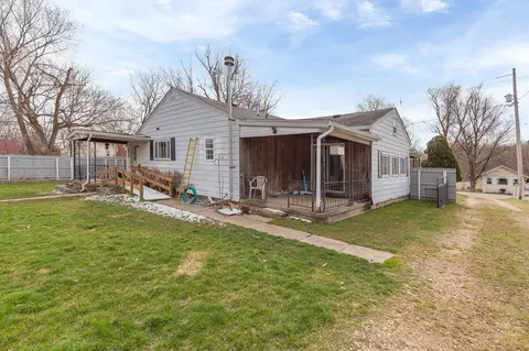 Exterior - 3804 Seymour Rd, Jackson, MI 49201 photo 6 of 12
