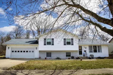 705 Novak Ln, Big Rapids, MI 49307