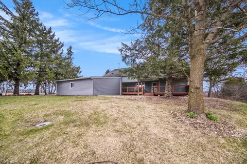 19190 Sharon Valley Rd, Manchester, MI 48158