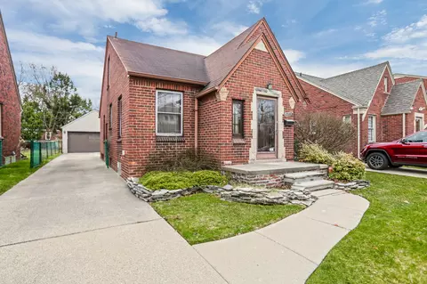 23105 Sheridan St, Dearborn, MI 48128