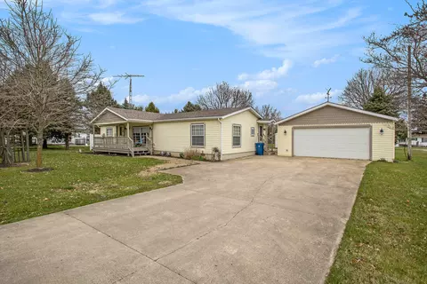 643 River Rd, Coldwater, MI 49036