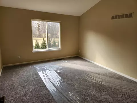 38267 Mcdonald Dr, Romulus, MI 48174 photo 9