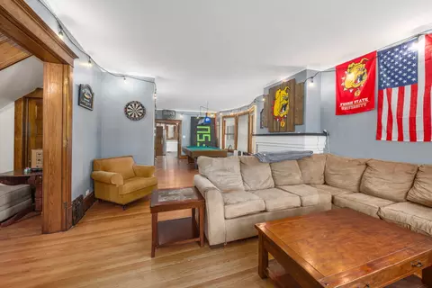 Living - 405 Maple St, Big Rapids, MI 49307 photo 1 of 4