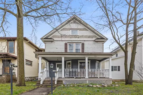 Exterior - 405 Maple St, Big Rapids, MI 49307 photo 3 of 6