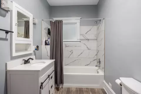 Bath - 405 Maple St, Big Rapids, MI 49307 photo 2 of 2