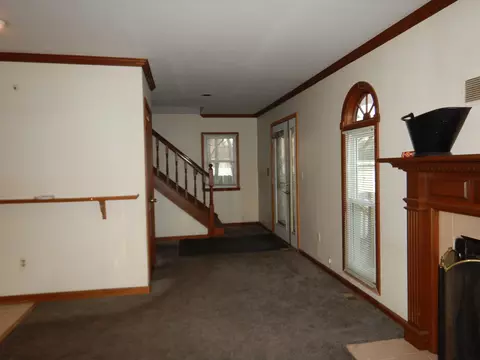 Entry Way - 35249 Winslow St, Wayne, MI 48184 photo 1 of 2