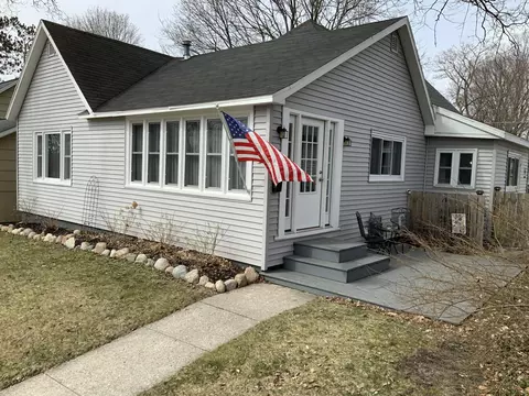 429 Howard St, Cadillac, MI 49601