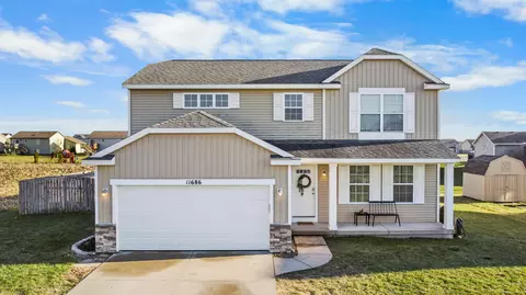 11686 Greenly St, Holland, MI 49424