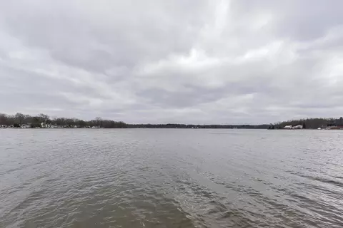View/Area - 5116 Edgelake Dr, Pinckney, MI 48169 photo 5 of 14