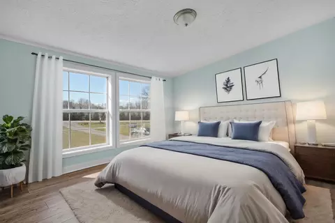 Bedroom - 1564 Grow Rd NW, Stanton, MI 48888 photo 1 of 4