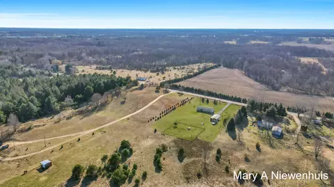 View/Area - 1564 Grow Rd NW, Stanton, MI 48888 photo 6 of 6
