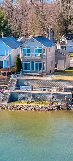 300 Park St, Manitou Beach, MI 49253