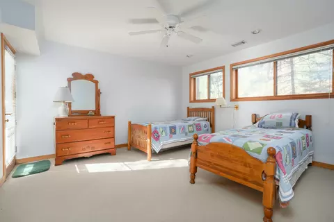 Bedroom - 29305 Thunder Mountain Dr, Covert, MI 49043 photo 7 of 8