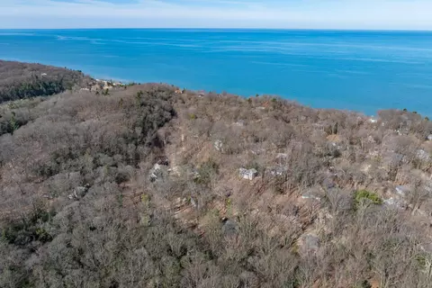 View/Area - 29305 Thunder Mountain Dr, Covert, MI 49043 photo 5 of 13