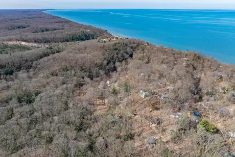 View/Area - 29305 Thunder Mountain Dr, Covert, MI 49043 photo 6 of 13