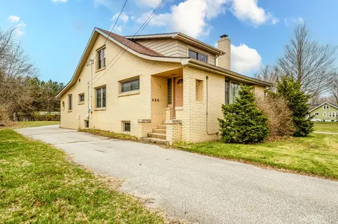 466 S Church St, Coloma, MI 49038