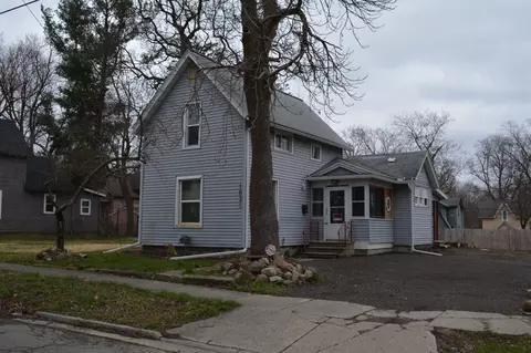 1035 Williams St, Jackson, MI 49203