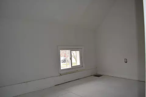 1035 Williams St, Jackson, MI 49203 photo 12