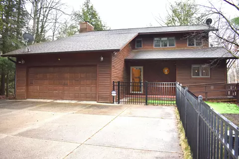 6651 S James Rd, Baldwin, MI 49304