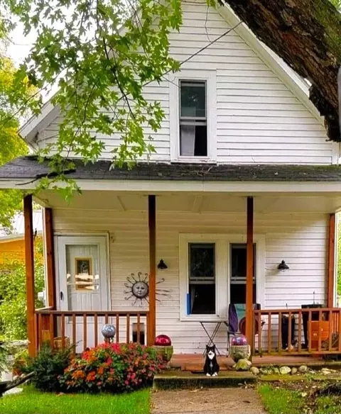 9082 Aura St, Kaleva, MI 49645