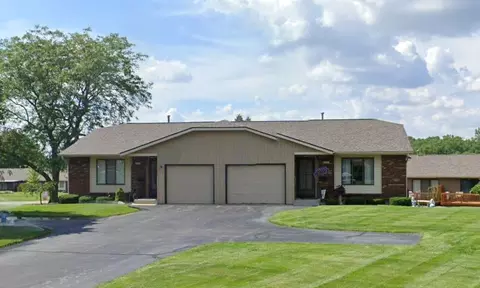 671 Port Sheldon St SW, Grandville, MI 49418