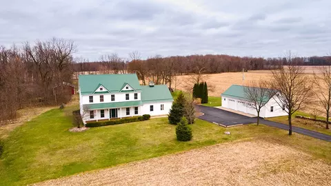 Exterior - 6582 W Card Rd, Reading, MI 49274 photo 17 of 20