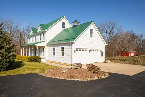 Exterior - 6582 W Card Rd, Reading, MI 49274 photo 6 of 20