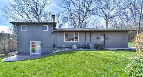 Exterior - 970 Briarcliff Rd, Jackson, MI 49203 photo 2 of 17
