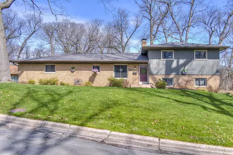 Exterior - 970 Briarcliff Rd, Jackson, MI 49203 photo 3 of 17