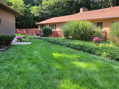 Exterior - 970 Briarcliff Rd, Jackson, MI 49203 photo 8 of 17