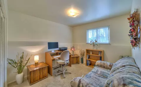 Bedroom - 970 Briarcliff Rd, Jackson, MI 49203 photo 7 of 7