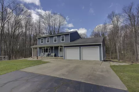 Exterior - 3900 Henry St, Jackson, MI 49203 photo 6 of 21