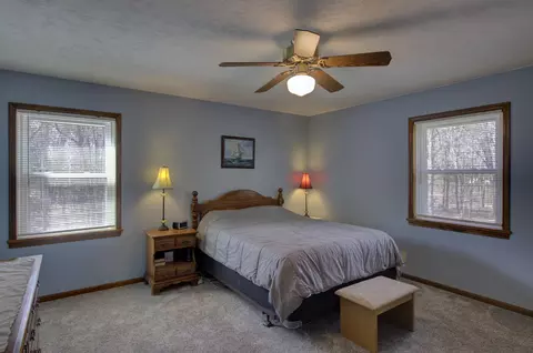 Bedroom - 3900 Henry St, Jackson, MI 49203 photo 18 of 21