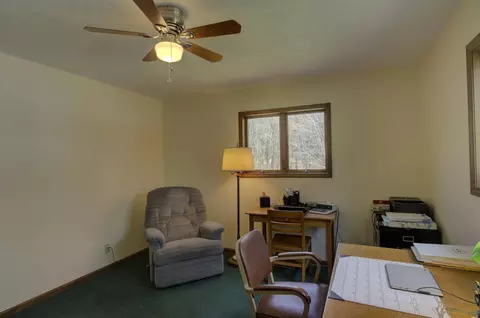 Living - 3900 Henry St, Jackson, MI 49203 photo 7 of 10