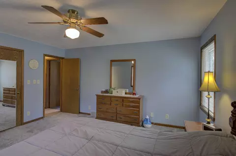 Bedroom - 3900 Henry St, Jackson, MI 49203 photo 20 of 21