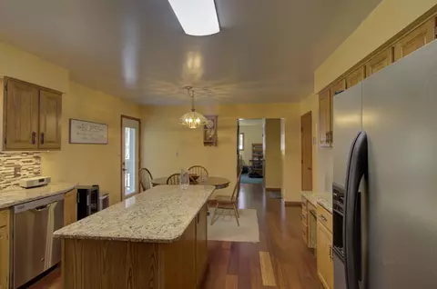 Dining - 3900 Henry St, Jackson, MI 49203 photo 1 of 4