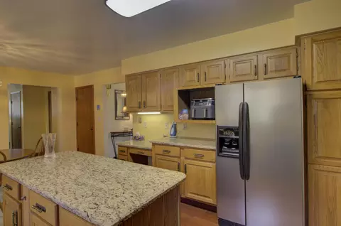 Kitchen - 3900 Henry St, Jackson, MI 49203 photo 2 of 11