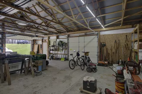 Exterior - 3900 Henry St, Jackson, MI 49203 photo 19 of 21