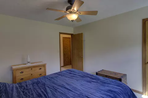 Bedroom - 3900 Henry St, Jackson, MI 49203 photo 11 of 21