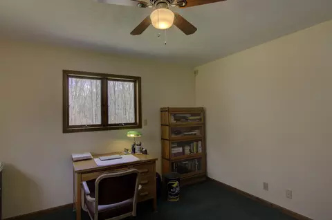 Bedroom - 3900 Henry St, Jackson, MI 49203 photo 4 of 21