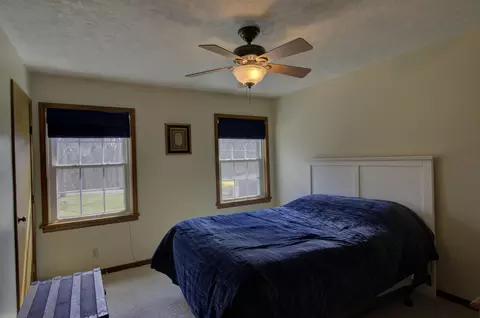 Bedroom - 3900 Henry St, Jackson, MI 49203 photo 7 of 21